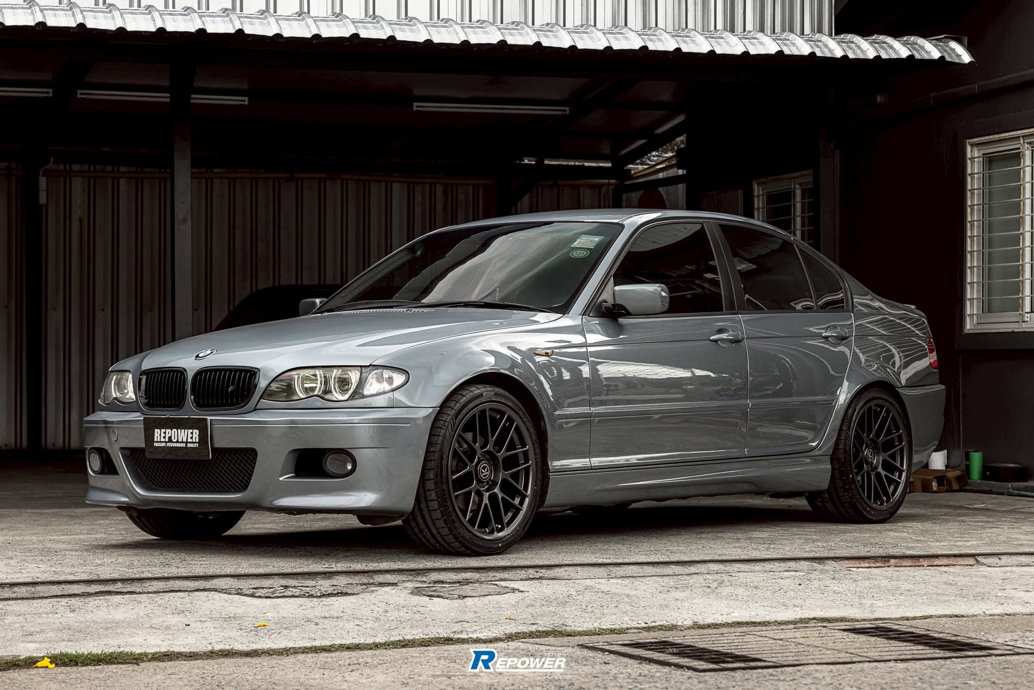 BMW 3 Series E46 318i 2005 Silver Grey · ARC-8R (1/6)